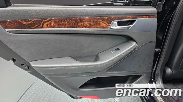 Hyundai Genesis — фото 25