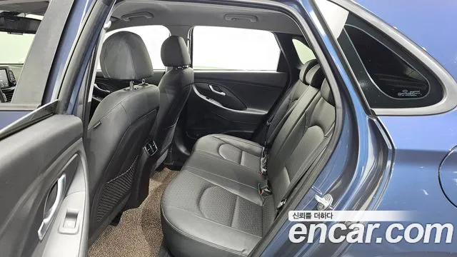 Hyundai i30 — фото 11