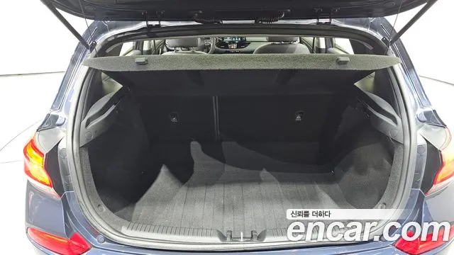 Hyundai i30 — фото 16