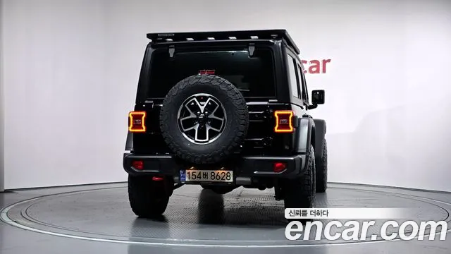Jeep Wrangler — фото 4