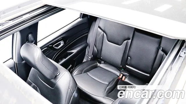 Jeep Compass — фото 13