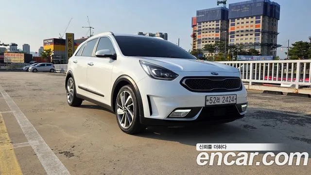 Kia Niro — фото 1