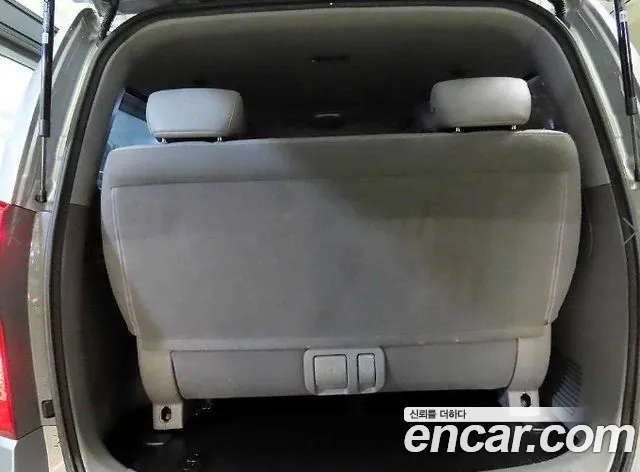 Hyundai Starex — фото 12