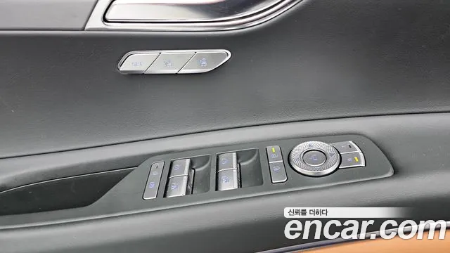 Genesis GV80 — фото 19