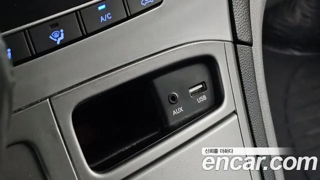 Hyundai Starex — фото 16