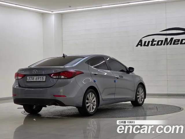 Hyundai Avante — фото 2