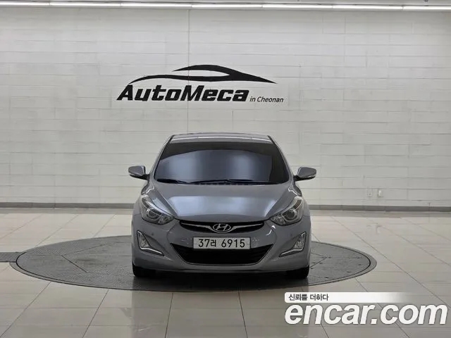 Hyundai Avante — фото 3
