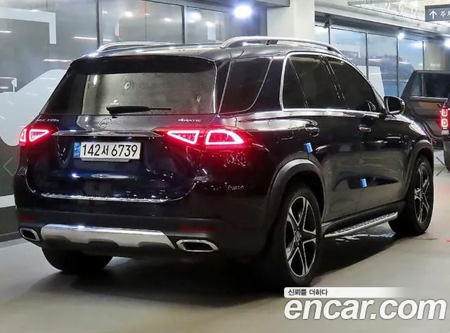Mercedes-Benz GLE-Class — фото 4