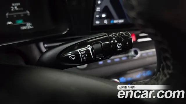 Hyundai Avante — фото 20