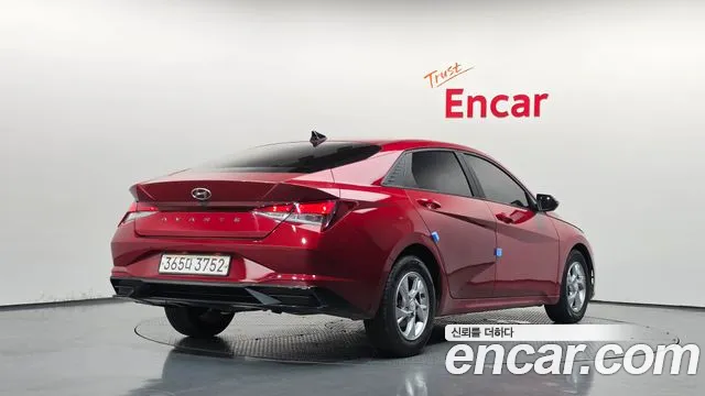 Hyundai Avante — фото 2