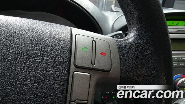 Hyundai Starex — фото 17