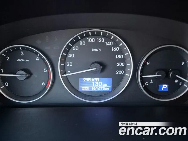 Hyundai Starex — фото 11