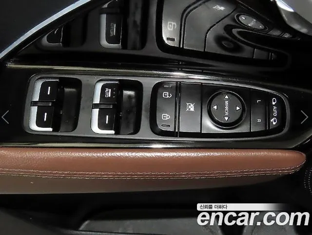 Kia Niro — фото 14