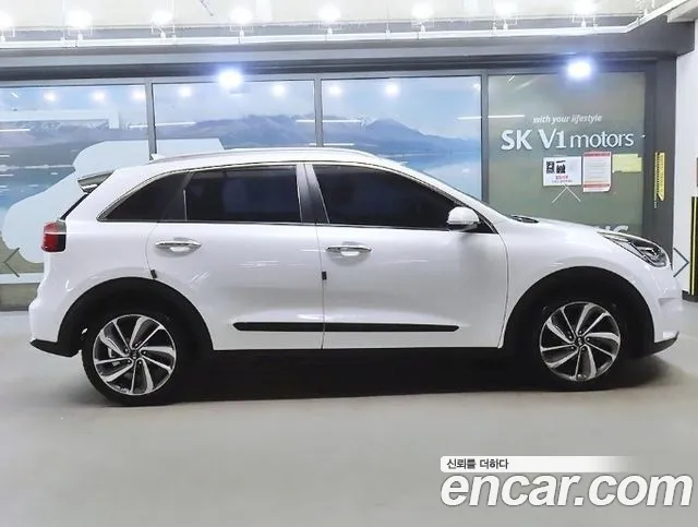 Kia Niro — фото 4