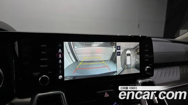 Kia Sorento — фото 15