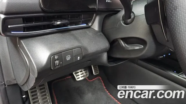 Hyundai Avante — фото 18