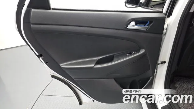 Hyundai Tucson — фото 25
