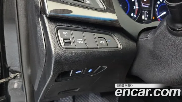 Hyundai Grandeur — фото 14