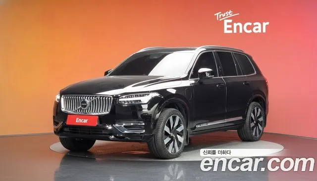 Volvo XC90 — фото 20