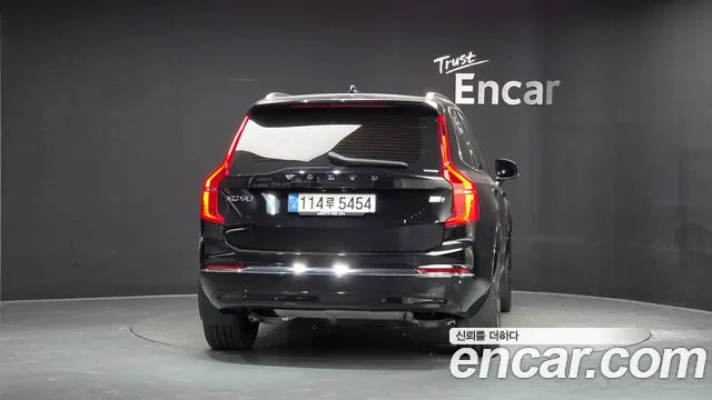 Volvo XC90 — фото 3
