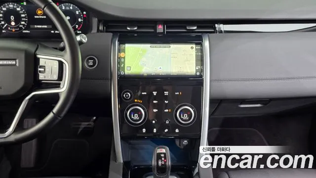 Land Rover Discovery Sport — фото 14