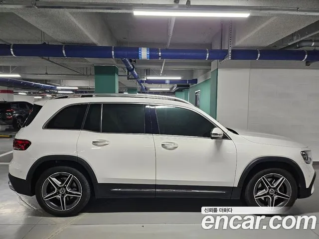 Mercedes-Benz GLB-Class — фото 2