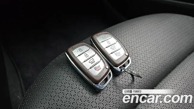 Hyundai Avante — фото 30