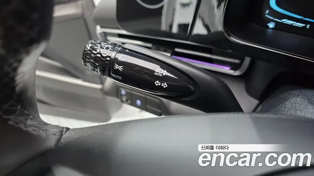 Hyundai Avante — фото 27