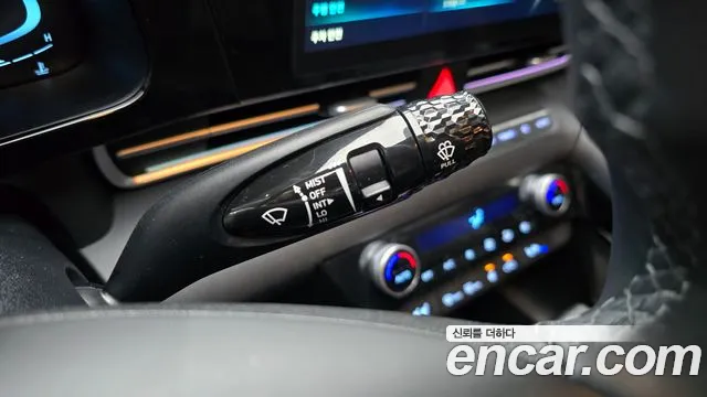 Hyundai Avante — фото 28