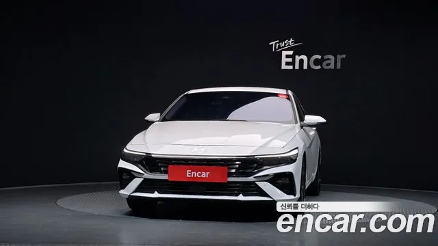 Hyundai Avante — фото 3