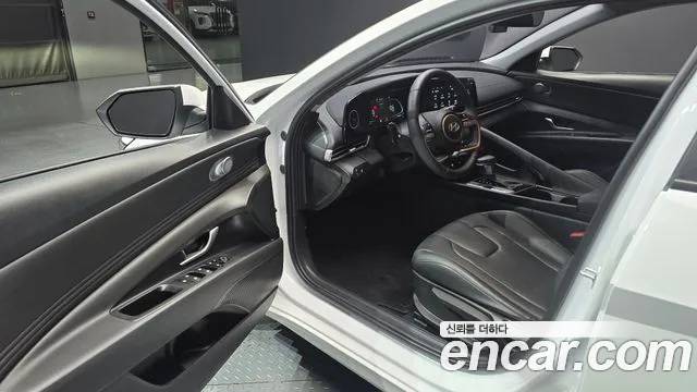 Hyundai Avante — фото 10
