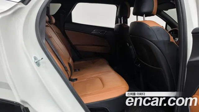 Kia Sportage — фото 11