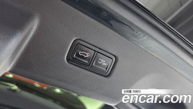 Kia Carnival — фото 16