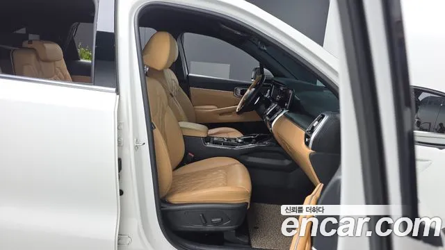 Kia Sorento — фото 11
