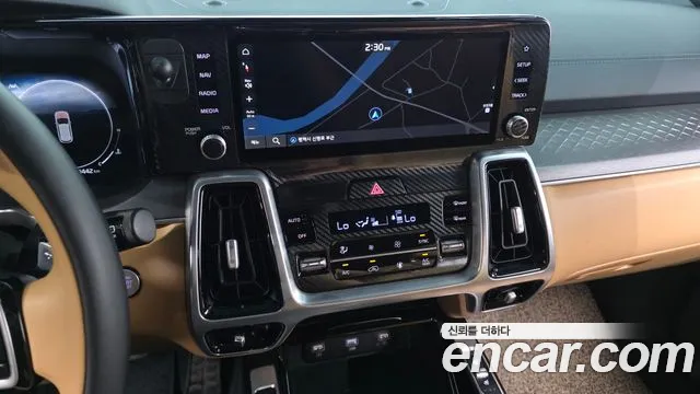 Kia Sorento — фото 14