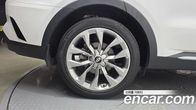 Kia Sorento — фото 5