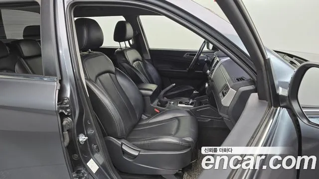 KG_Mobility_Ssangyong Rexton — фото 26