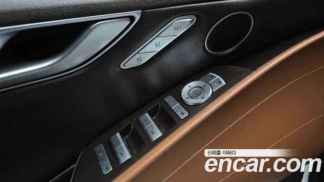 Genesis G80 — фото 30