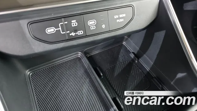 Kia Carnival — фото 17