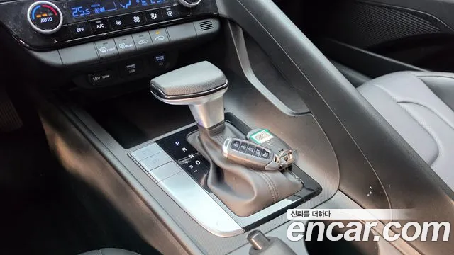 Hyundai Avante — фото 9