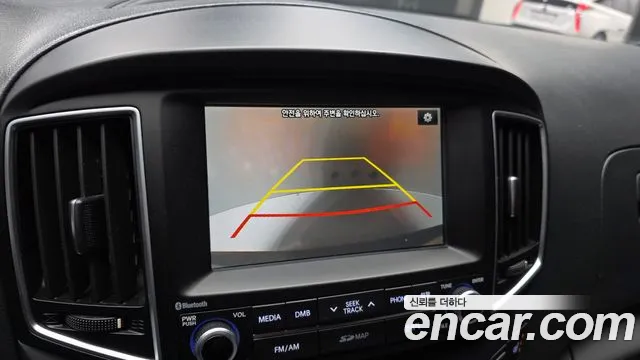 Hyundai Starex — фото 16