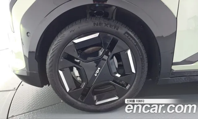 Kia EV3 — фото 4