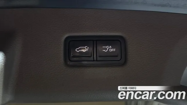 Kia Carnival — фото 18