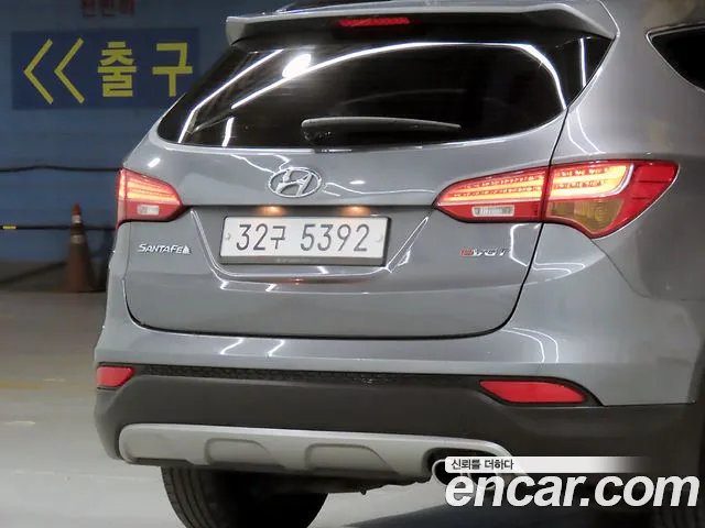 Hyundai Santa Fe — фото 18