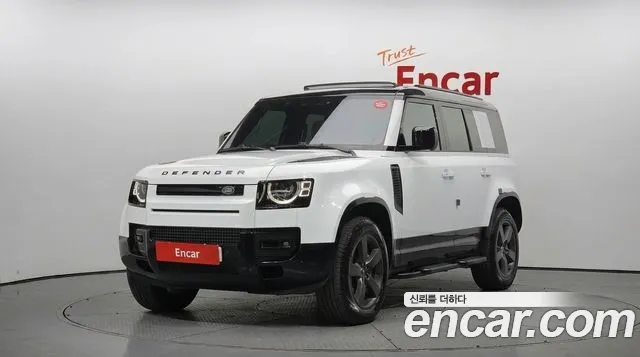Land Rover Defender — фото 1