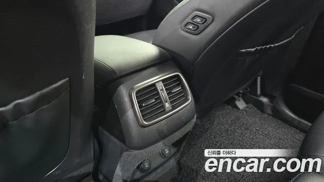 Kia Sorento — фото 31
