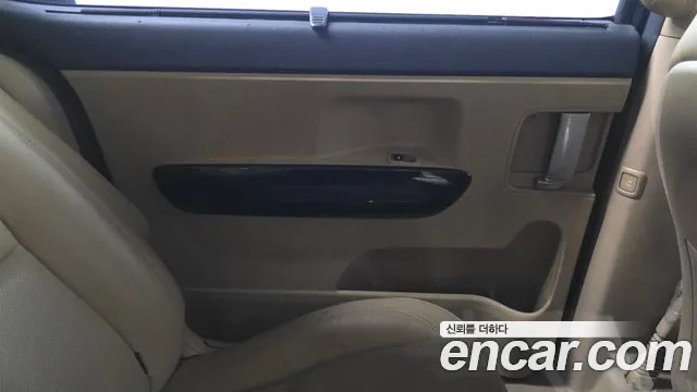 Kia Carnival — фото 25