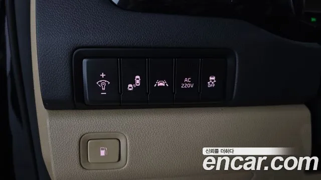 Kia Carnival — фото 29