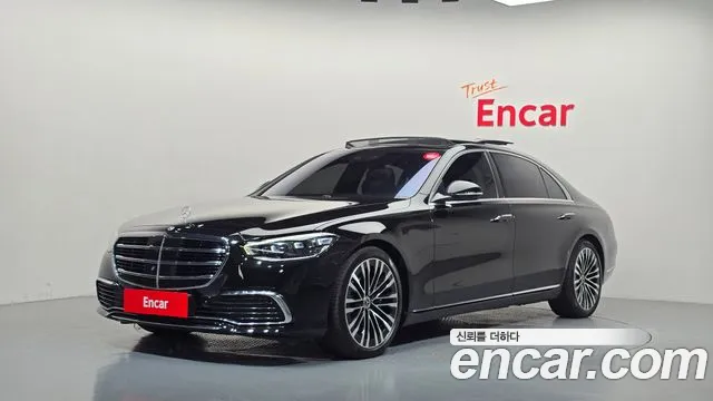 Mercedes-Benz S-Class — фото 1