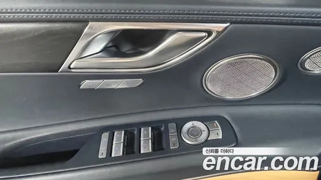 Genesis GV80 — фото 15